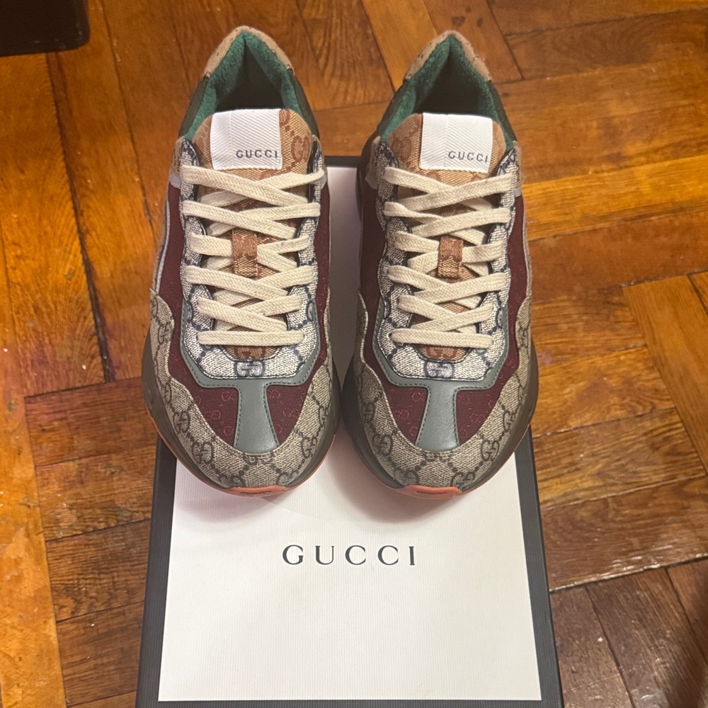Gucci Burgundy and Beige Patterned Sneakers